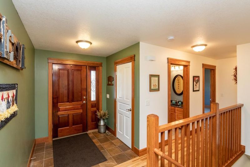 617 Hanover Ct, Rushford, MN 55971