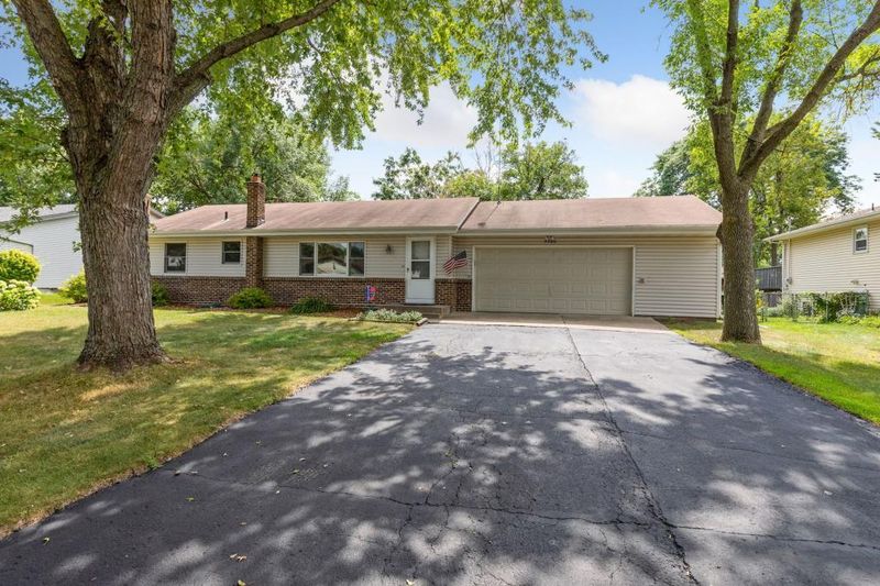 3300 147th St W, Rosemount, MN 55068