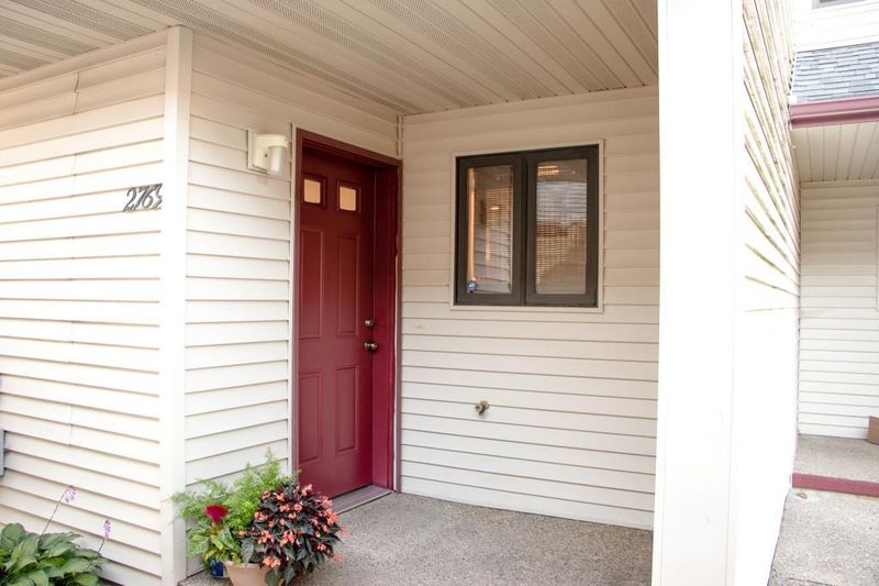 2769 Charles Ct NW, Rochester, MN 55901