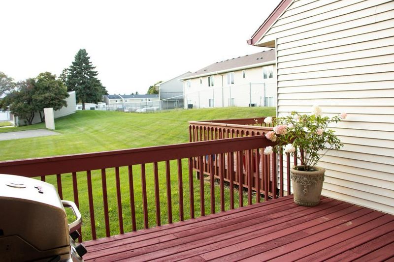 2769 Charles Ct NW, Rochester, MN 55901