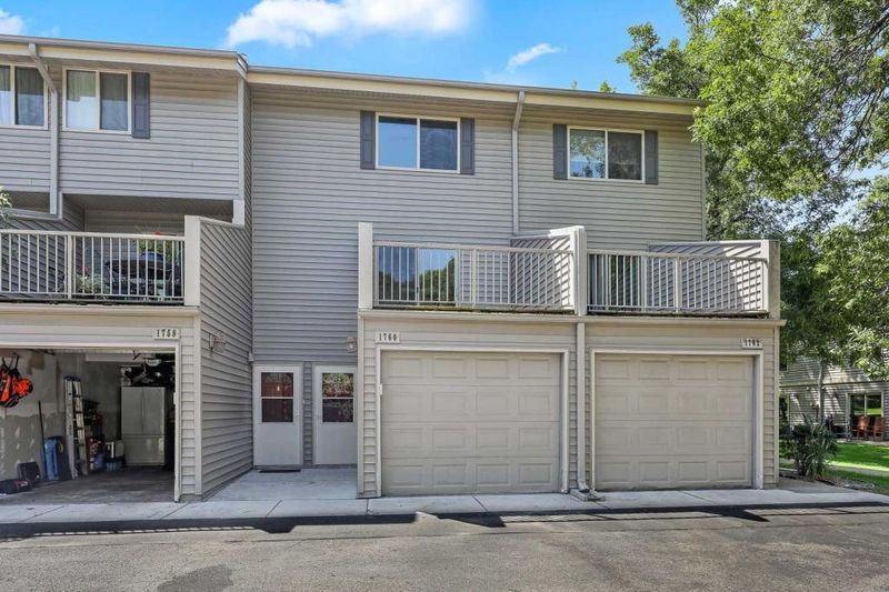 1760 Meadowlark Rd #41760, Eagan, MN 55122