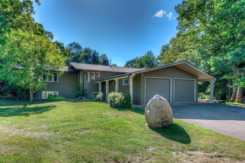 N8216 690th St, River Falls, WI 54022