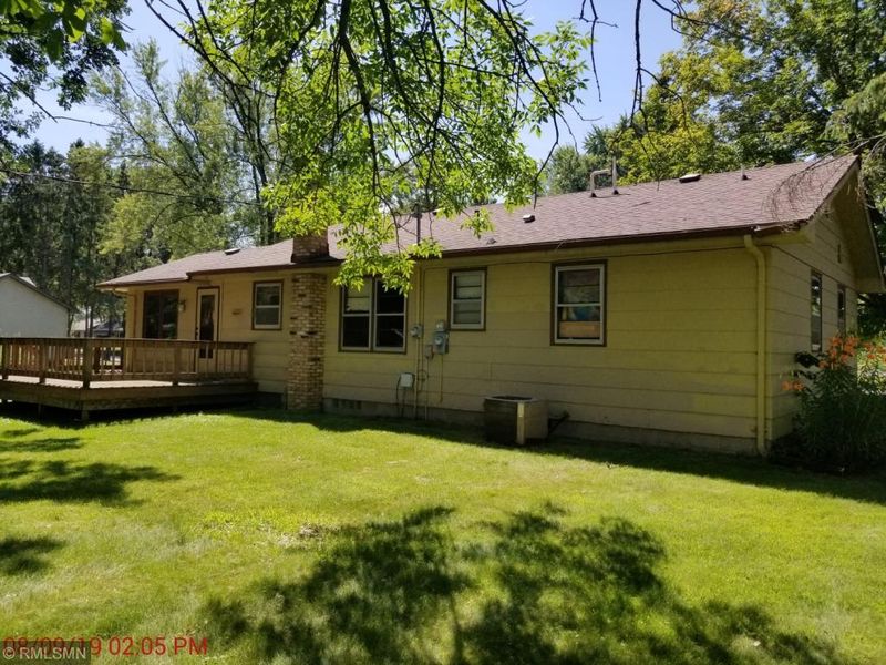 495 2nd Ave NE, Milaca, MN 56353
