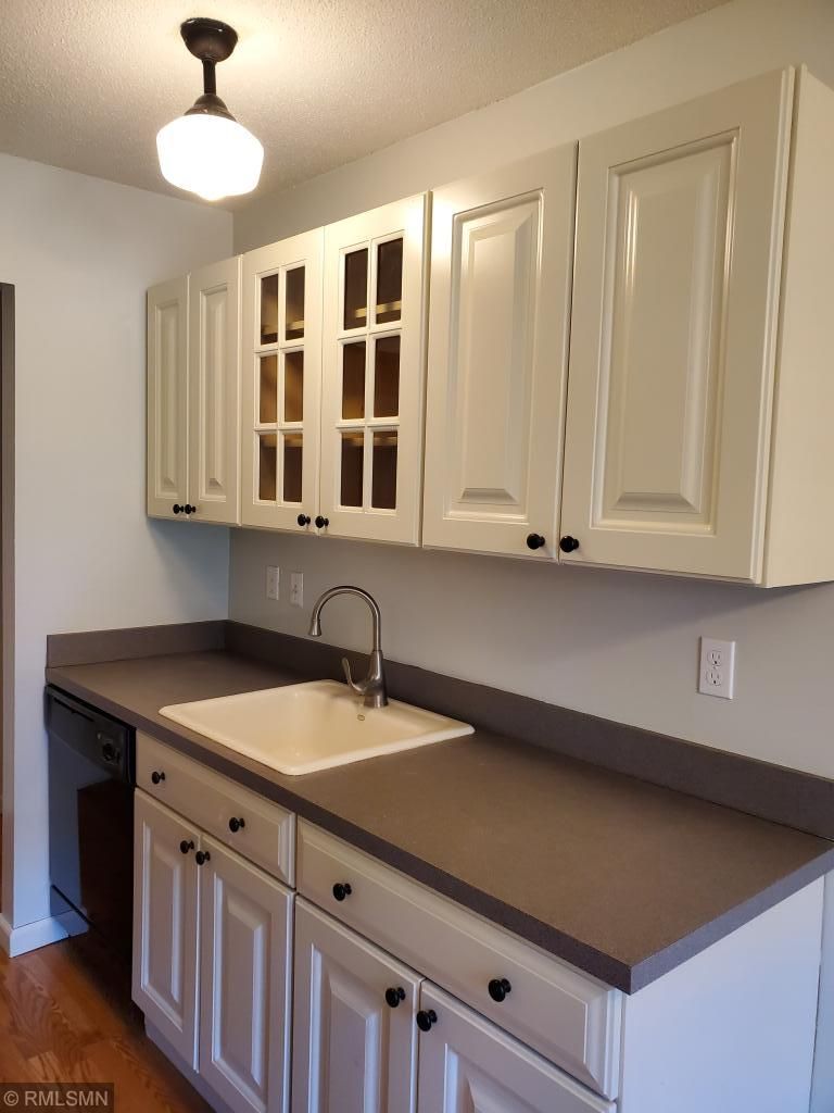 4508 Cedar Lake Rd S #6, Saint Louis Park, MN 55416