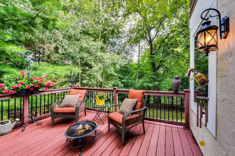 3963 Greystone Rg, Eagan, MN 55122