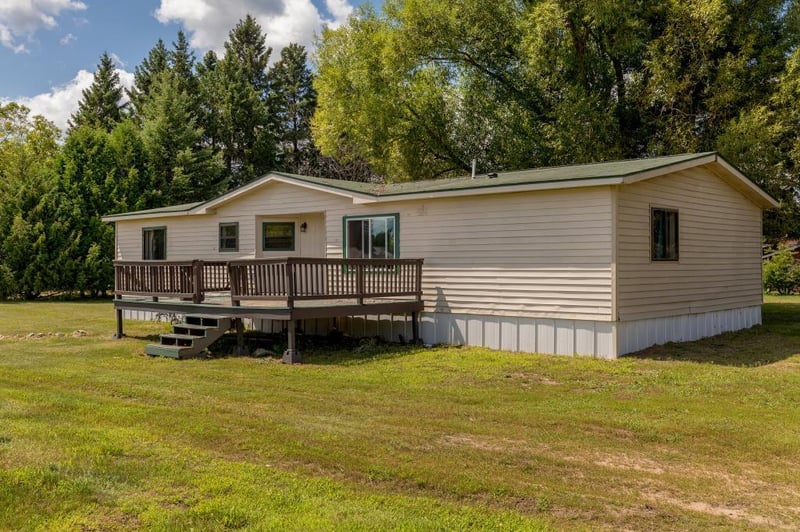 3145 Central St, Jenkins, MN 56474