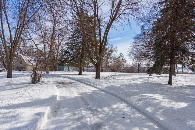 3001 Overlook Dr, Bloomington, MN 55431