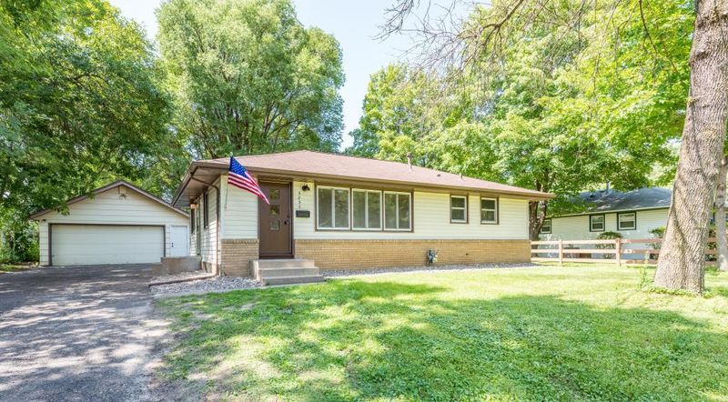 5837 Upton Ave N, Brooklyn Center, MN 55430