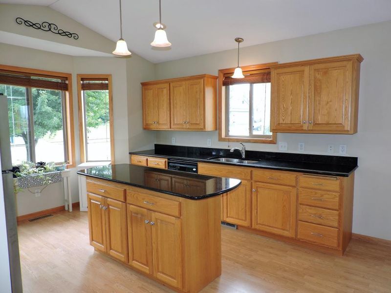 803 3rd Ave SE, Cold Spring, MN 56320