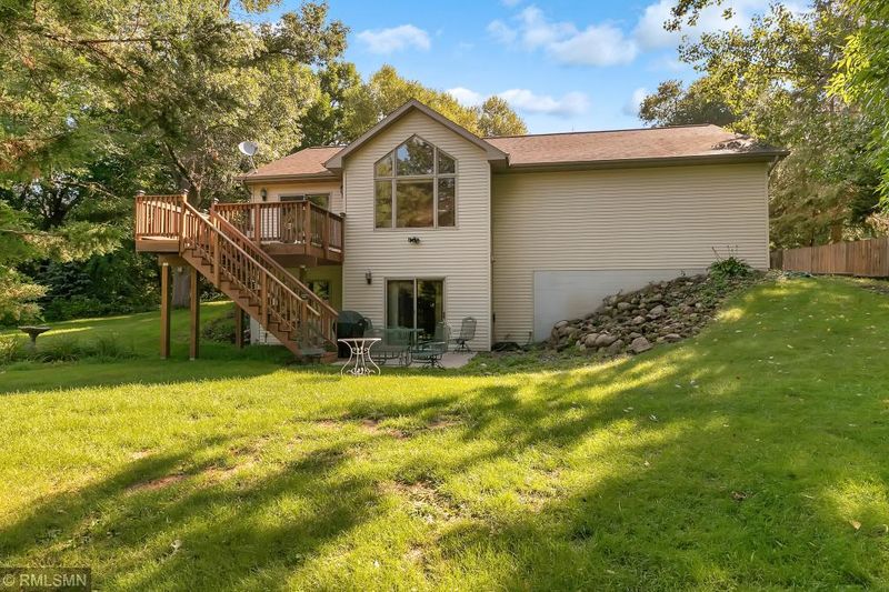 5052 114th Ave, Clear Lake, MN 55319