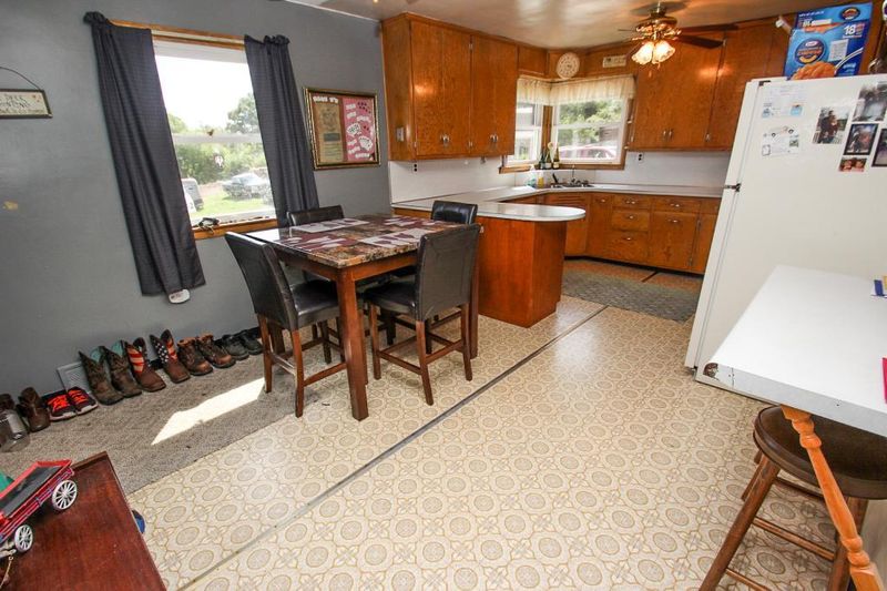 39185 157th Ave, Avon, MN 56310
