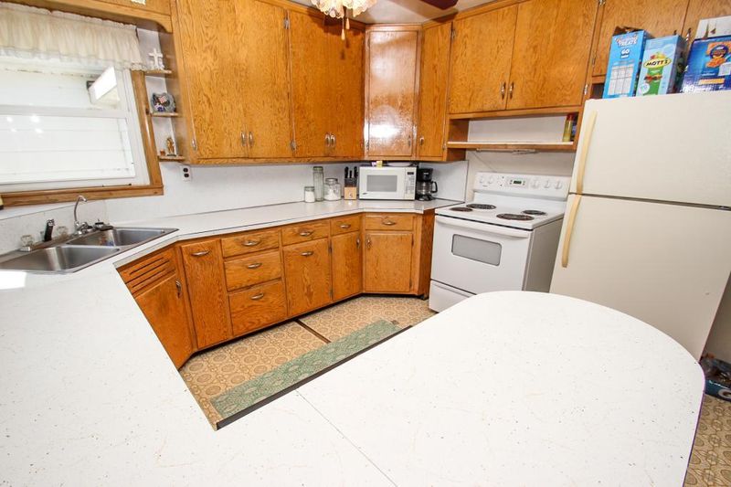 39185 157th Ave, Avon, MN 56310