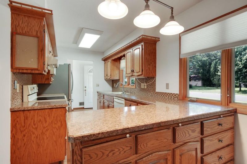10535 Sheridan Ave S, Bloomington, MN 55431