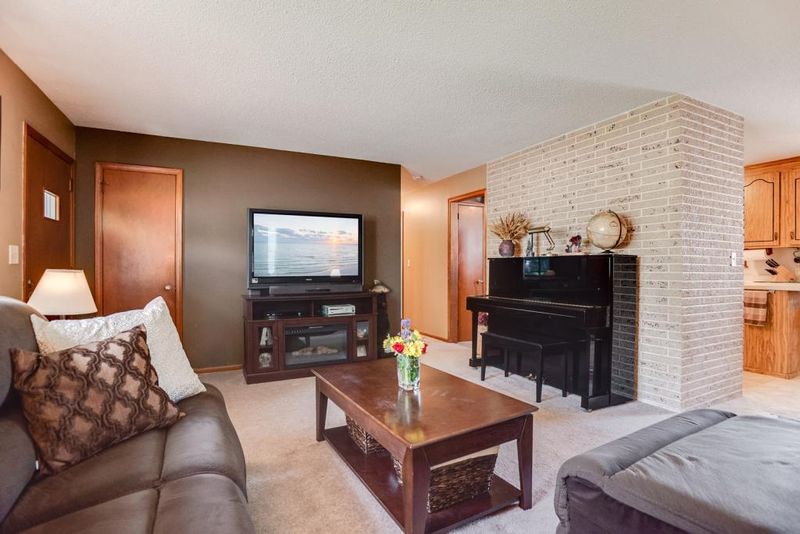 11546 Zea St Nw St, Coon Rapids, MN 55433