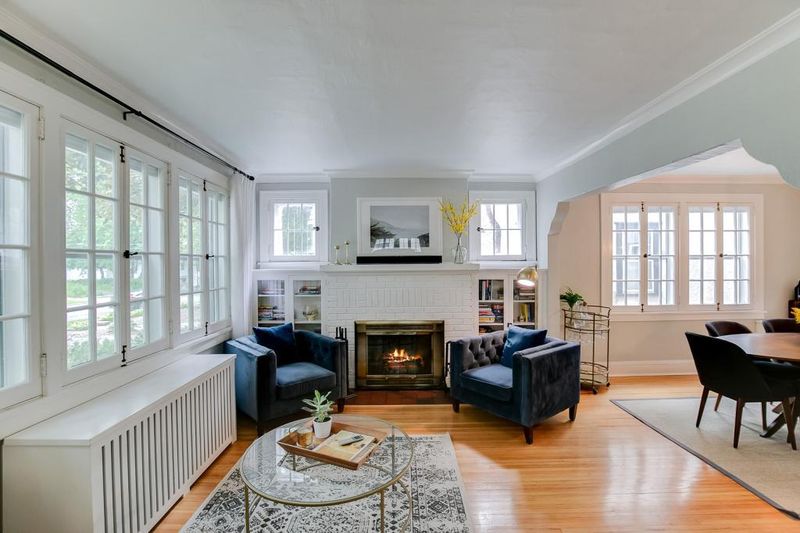 1308 Stanford Ave, Saint Paul, MN 55105