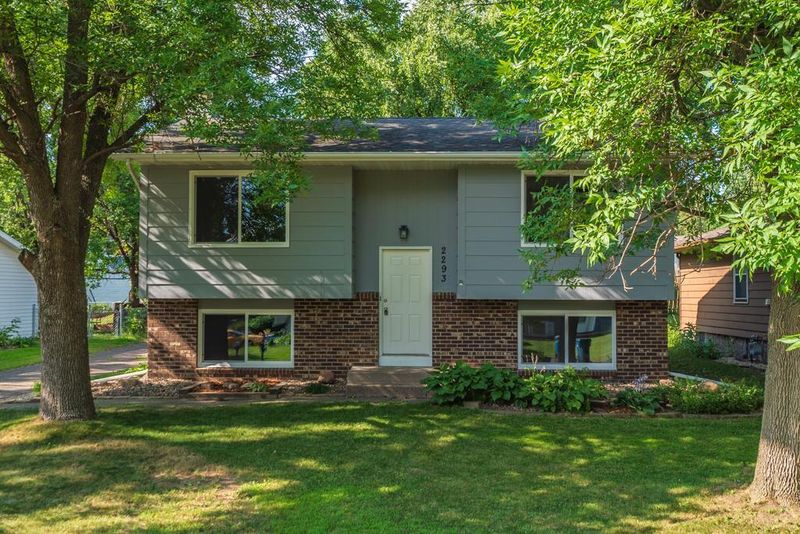2293 13th Ave E, North Saint Paul, MN 55109