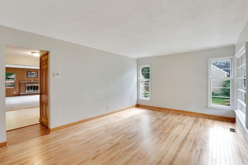 2906 53rd Ave N, Minneapolis, MN 55430