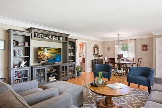 2455 Decatur Ave S, Saint Louis Park, MN 55426