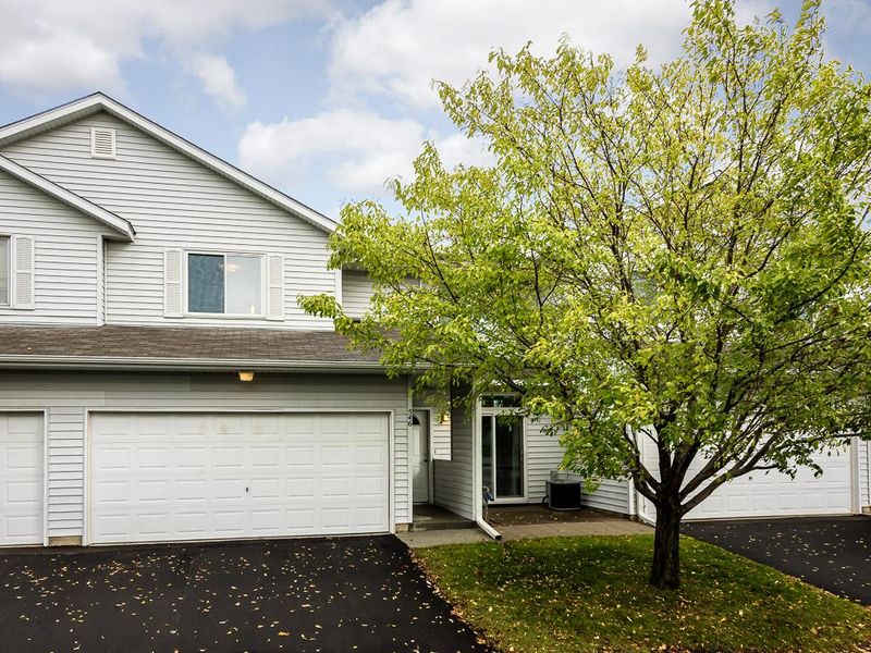 546 Roundhouse St, Shakopee, MN 55379