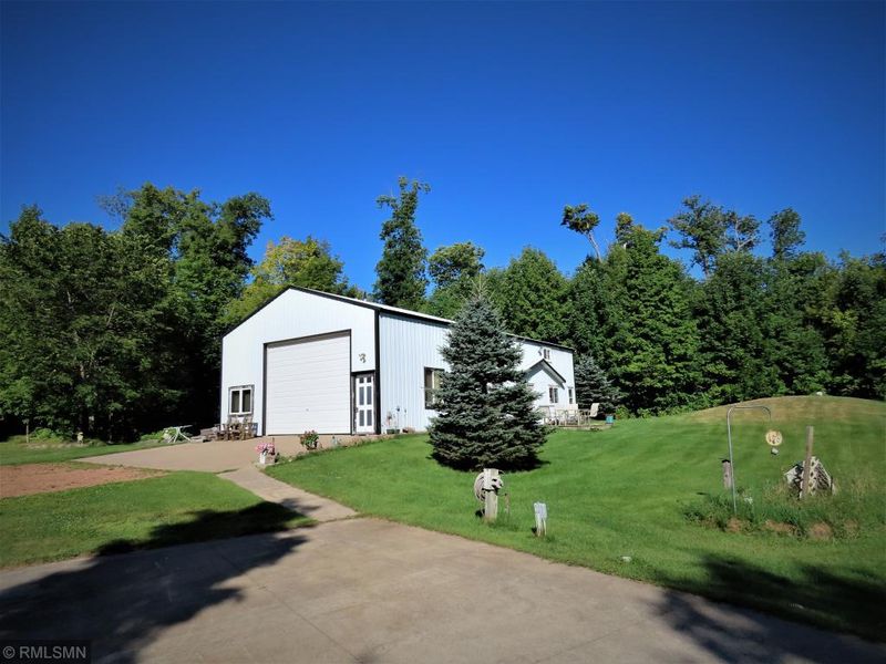 32566 183rd St, Isle, MN 56342