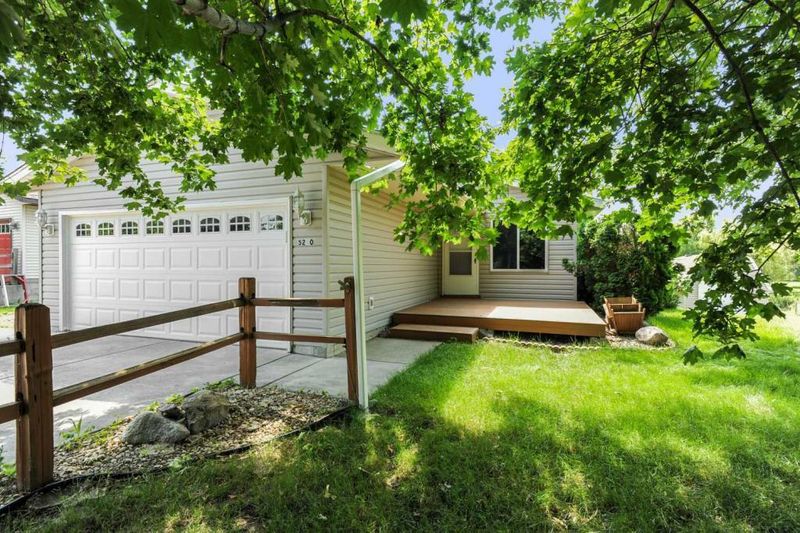 5210 Starling Dr, Monticello, MN 55362