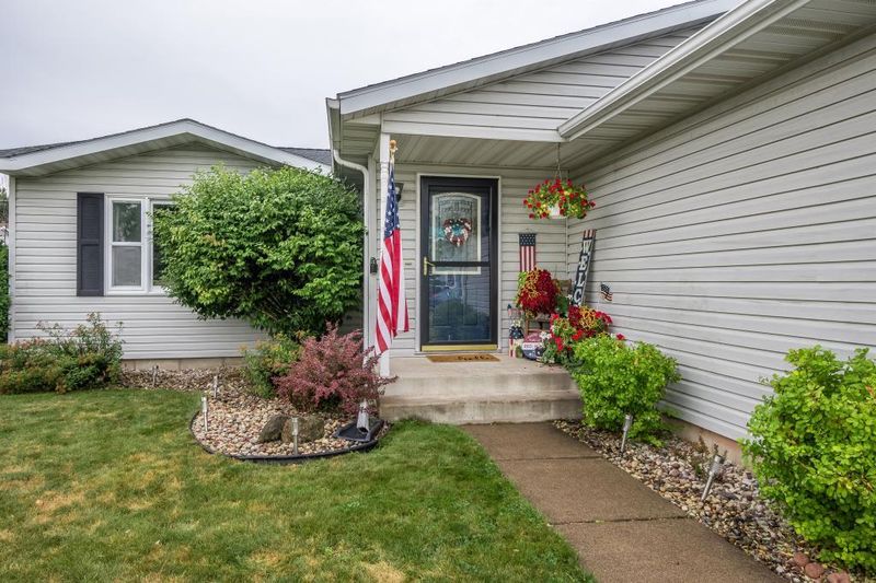 15 Willow St, Superior, WI 54880