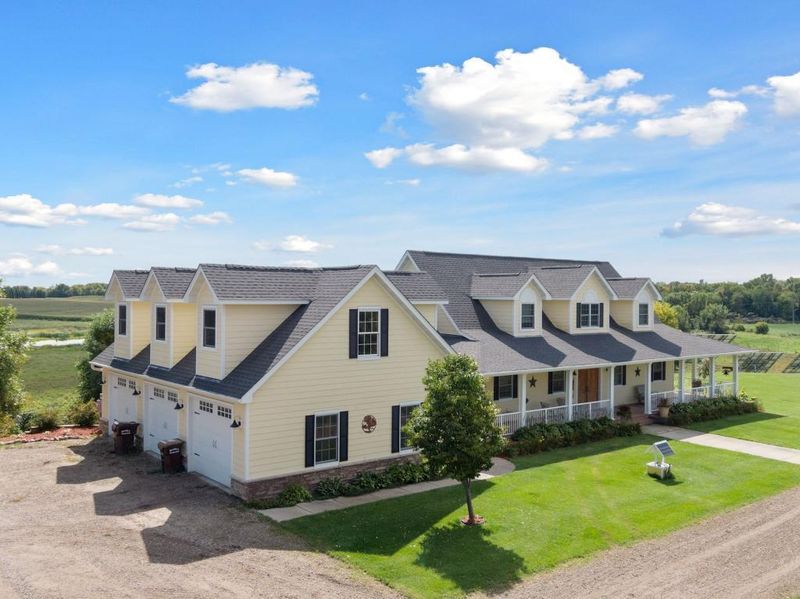 9219 Jaber Ave NE, Monticello, MN 55362