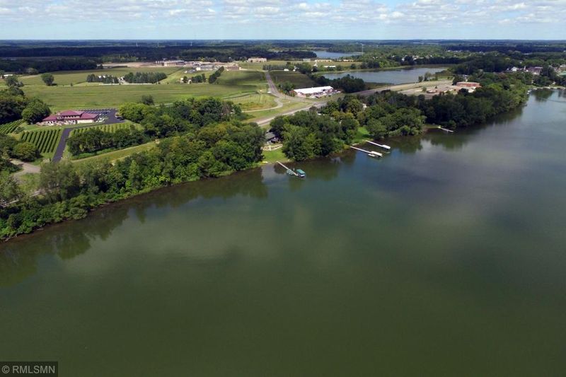 10021 Wyoming Ave, Chisago City, MN 55013