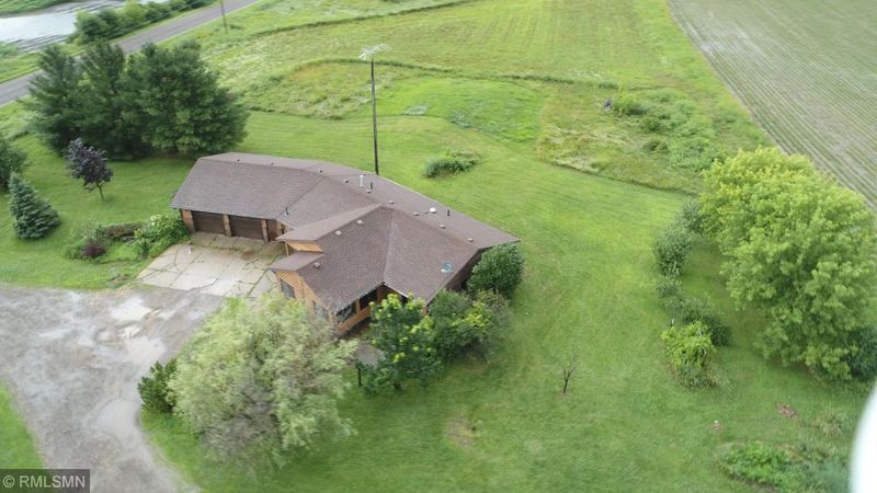 53665 Balsam Ave W, Braham, MN 55006