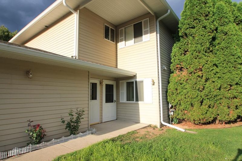124 Ruth St N #3, Saint Paul, MN 55119
