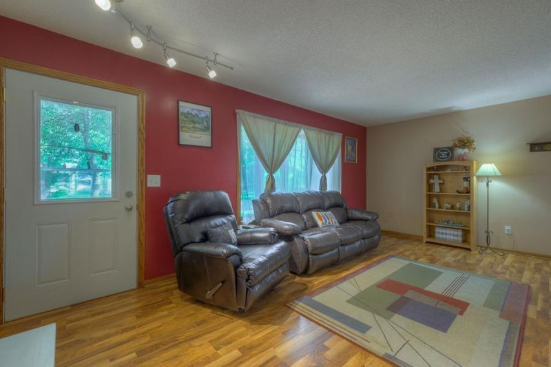 1603 14th Ln N, Princeton, MN 55371