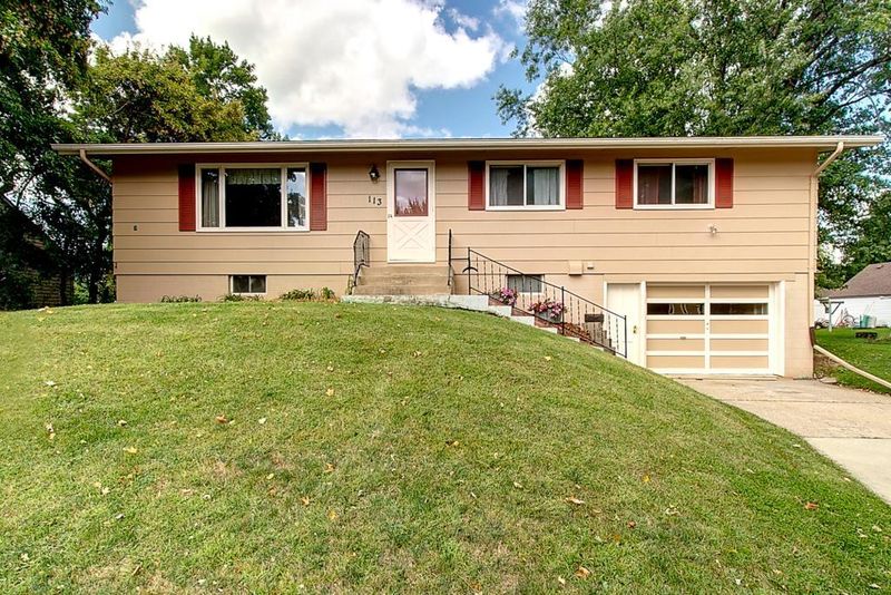 113 4th St SW, New Prague, MN 56071