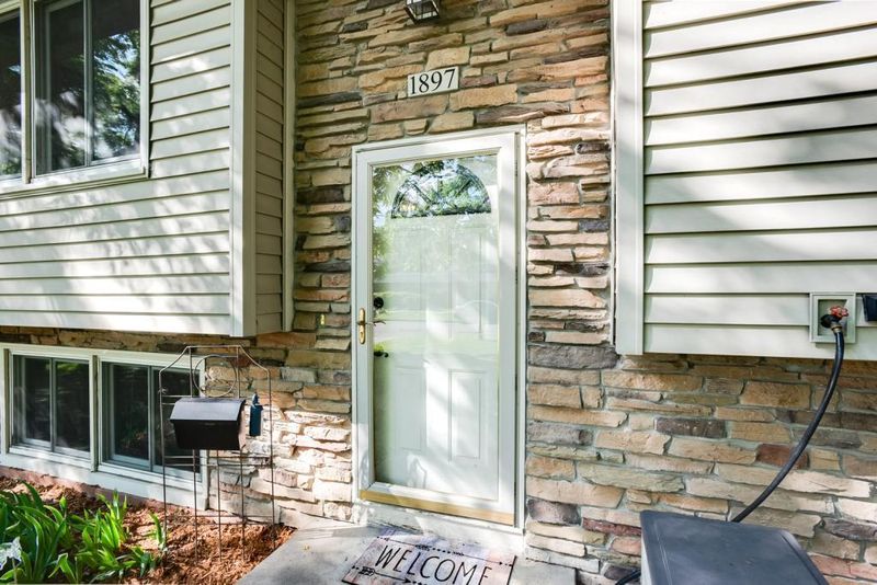 1897 Webber St, White Bear Lake, MN 55110