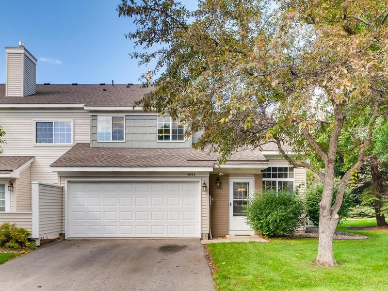 4098 Durham Ct, Eagan, MN 55122