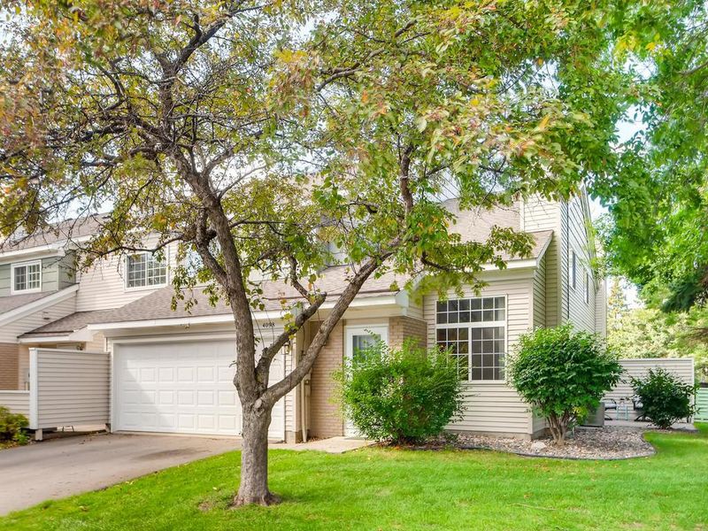 4098 Durham Ct, Eagan, MN 55122