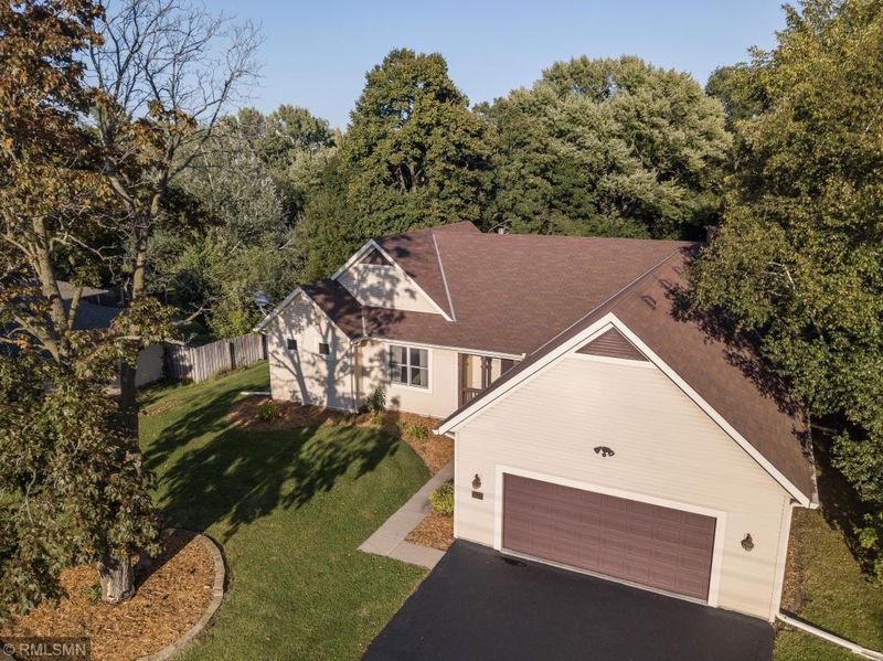 2017 Hopkins Crossroad, Minnetonka, MN 55305