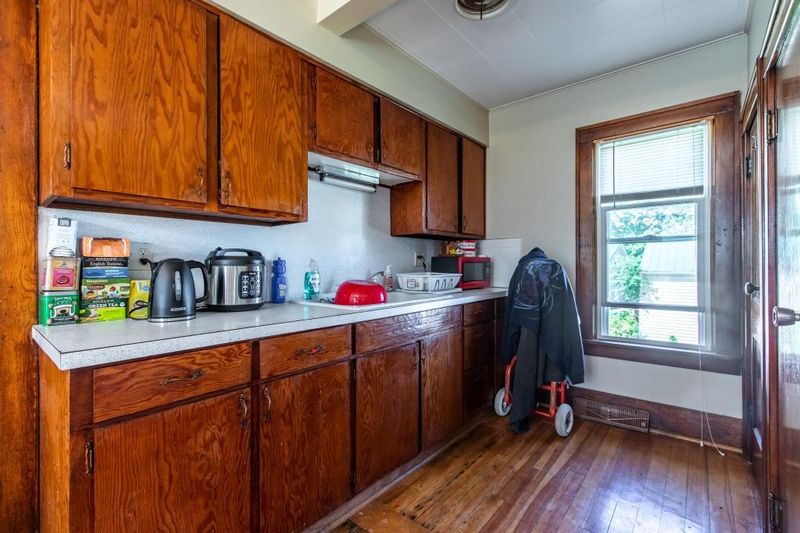 908 S Section Ave, Spring Valley, MN 55975