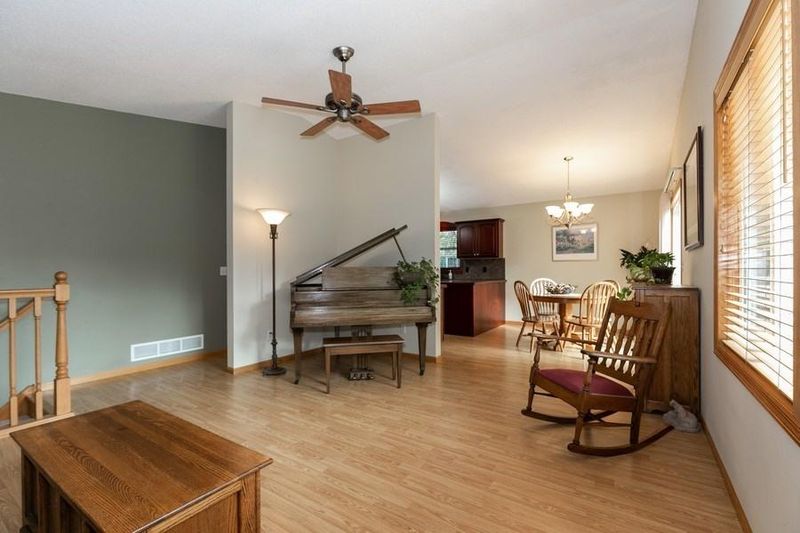 12934 Monticello Ln, Champlin, MN 55316