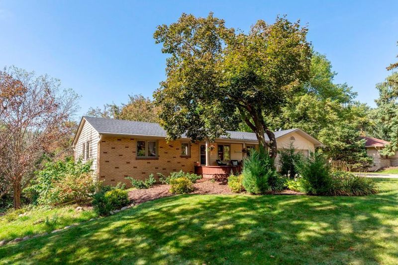 4108 Merriam Rd, Minnetonka, MN 55305