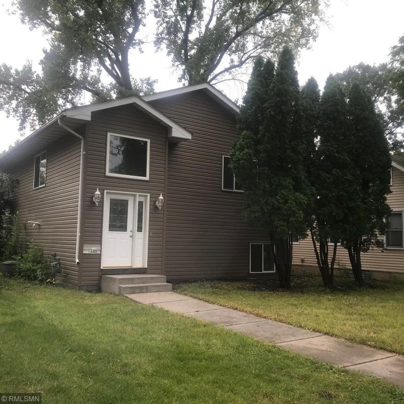 1640 Mclean Ave, Saint Paul, MN 55106