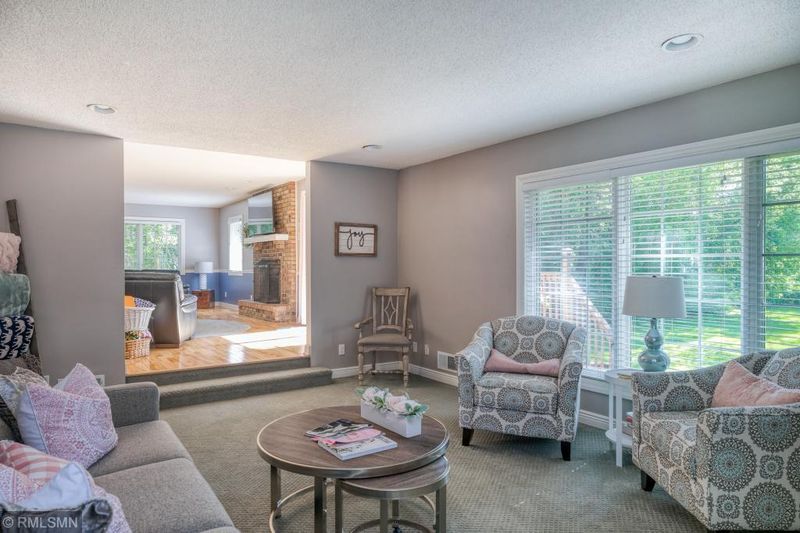 9340 Bataan St NE, Blaine, MN 55449
