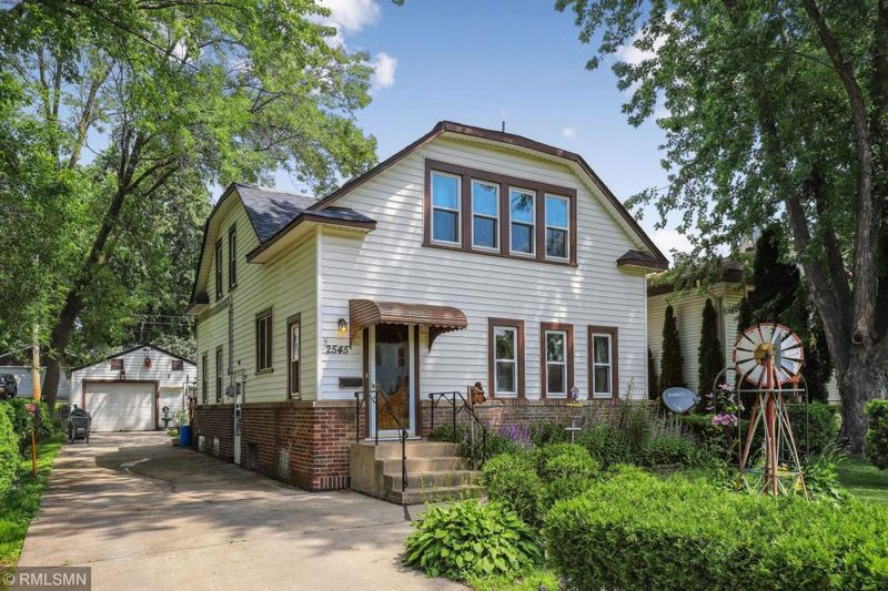 2545 15th Ave E, North Saint Paul, MN 55109