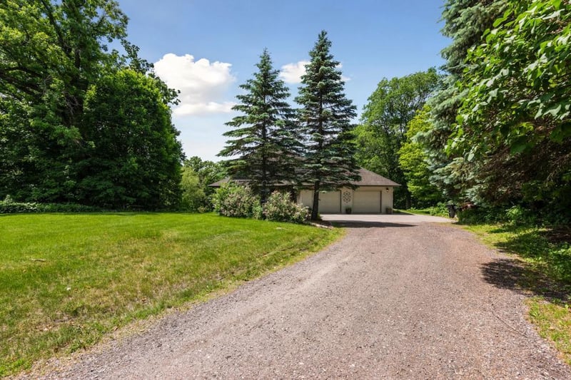 2389 Nelson Rd, Independence, MN 55328