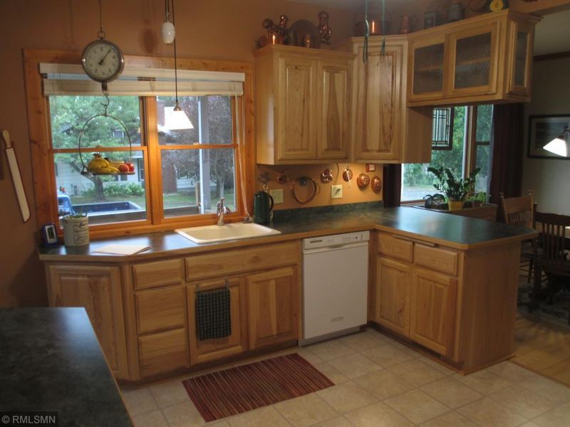 301 5th St, Moose Lake, MN 55767