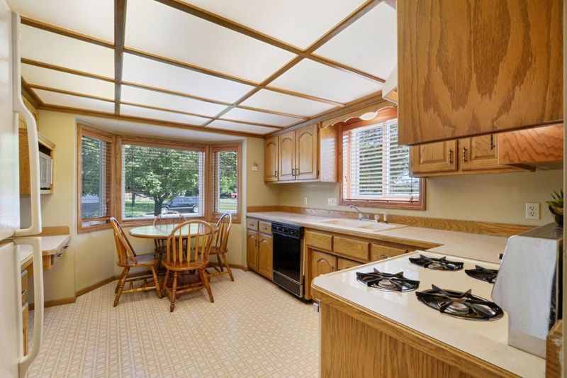 10907 Xylon Ln N, Champlin, MN 55316