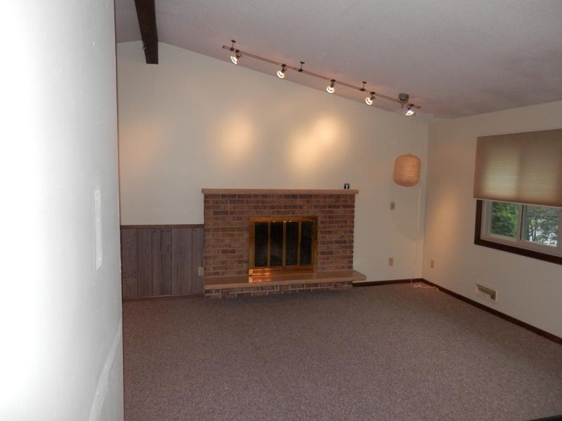 8641 33rd Ave N, New Hope, MN 55427