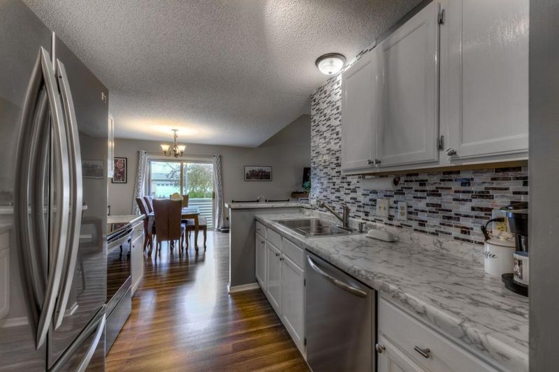 13112 Gable Ln #6, Apple Valley, MN 55124
