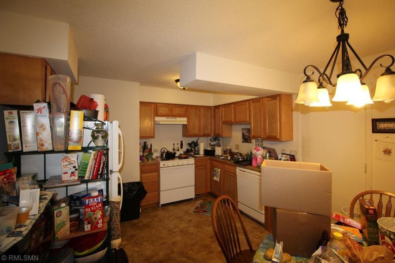 10610 Johnson Cir, Bloomington, MN 55437