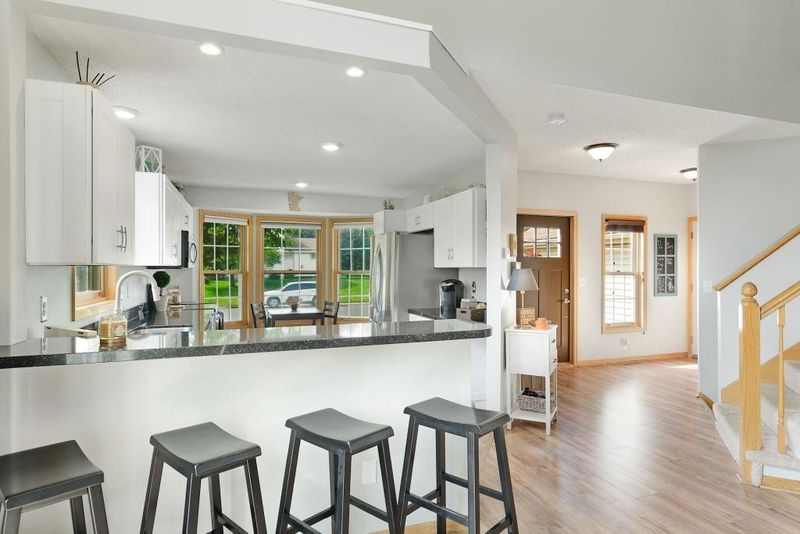 3886 Mersey Way, Eagan, MN 55123