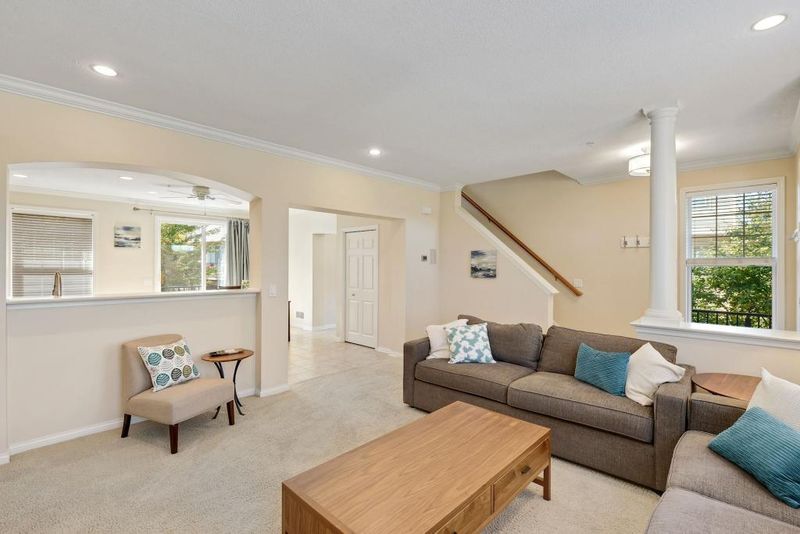 8332 Labont Way, Eden Prairie, MN 55344